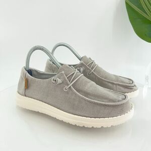 Hey Dude Wendy Size 7 Women’s Slip On Shoes Comfy Stretch Chambray Light Gray
